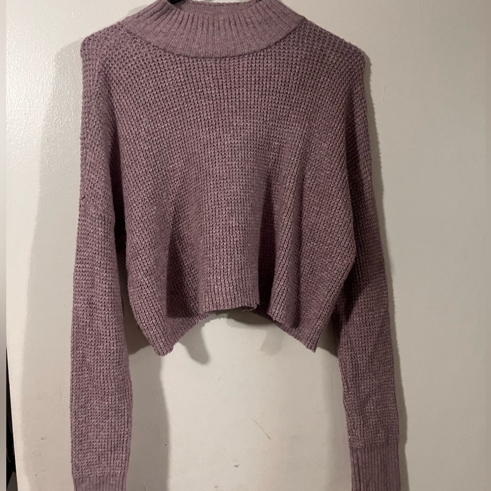 American Eagle purple cropped sweater Size M